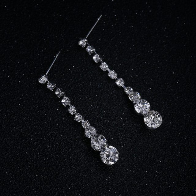 Celebrity Crystal Necklace and Earrings Set