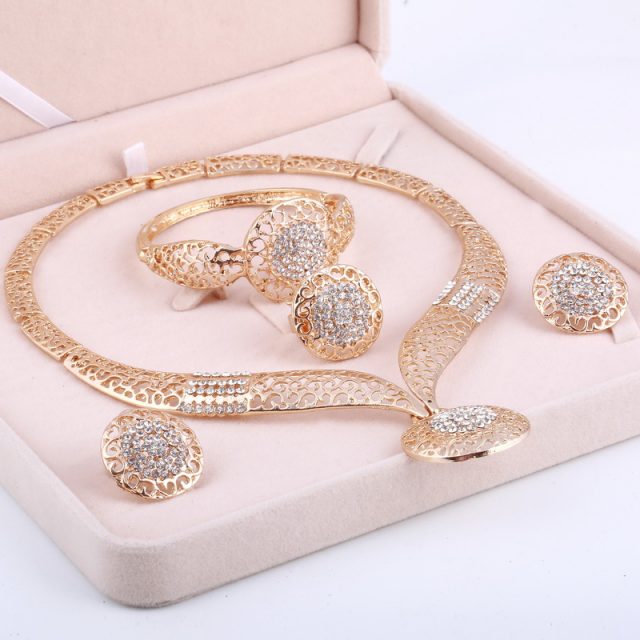 Women’s Luxury Crystal Jewelry Set