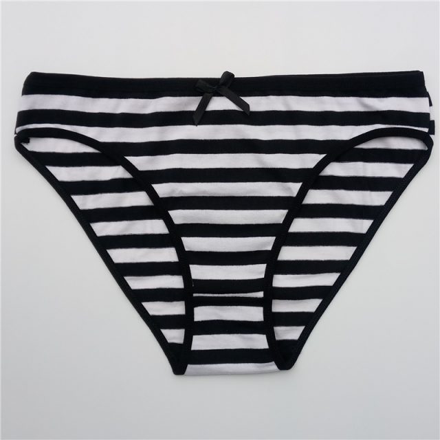 Women’s Striped Cotton Panties Set