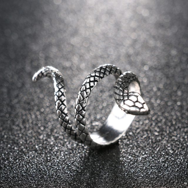 Women’s Vintage Snake Ring