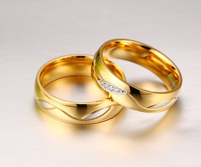 Men’s and Women’s Crystal Couple Ring